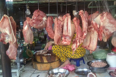 Gần nửa thịt lợn có kháng sinh vượt ngưỡng